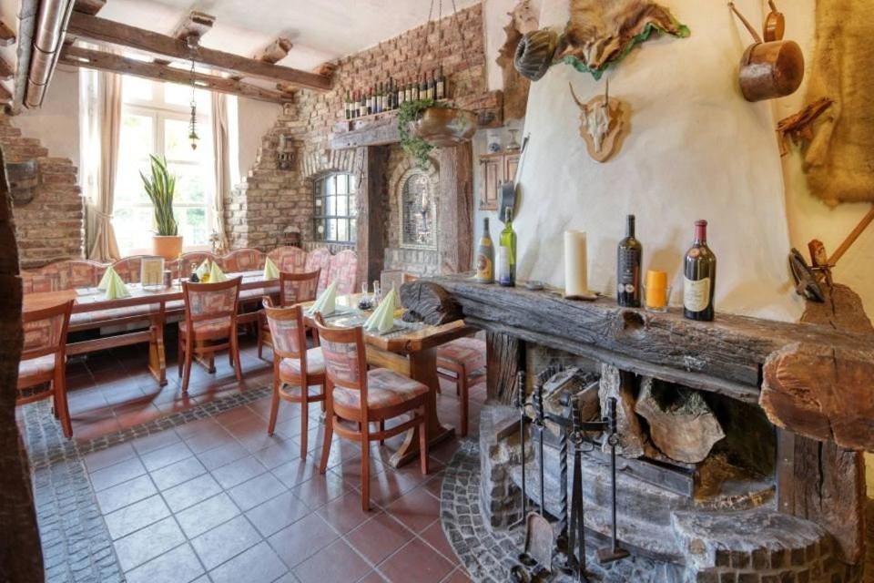Hotel Restaurant Mathildenhof Pulheim Zewnętrze zdjęcie